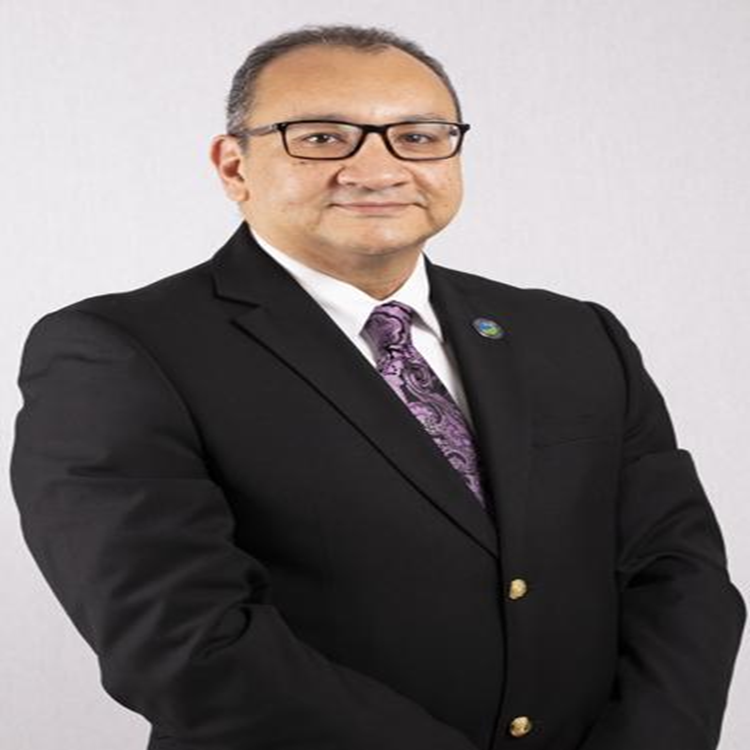 Dr. Mohamed Helmy