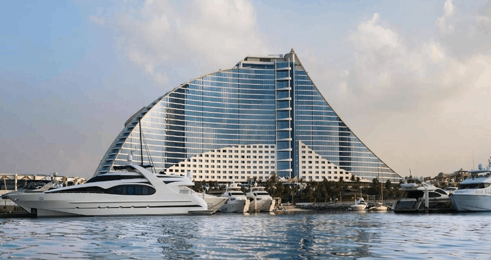 Jumeirah Beach Residence (JBR)