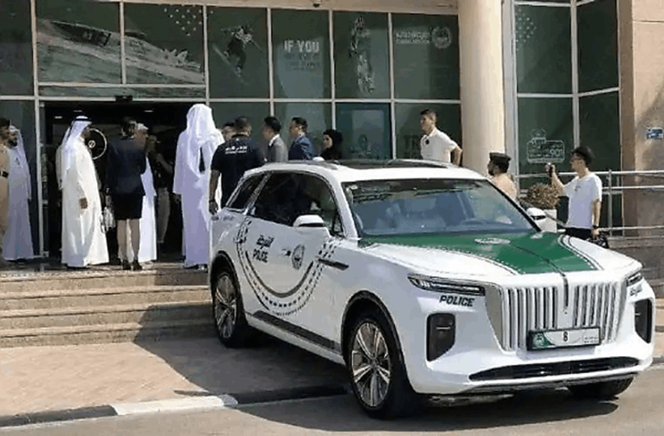 Hongqi E-HS9 (First Electric Vehicle)